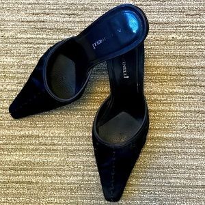 A. Marinelli "Leona" mules